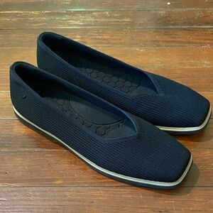 Vivaia Women’s Black Slip-On Flats Shoes Size 43